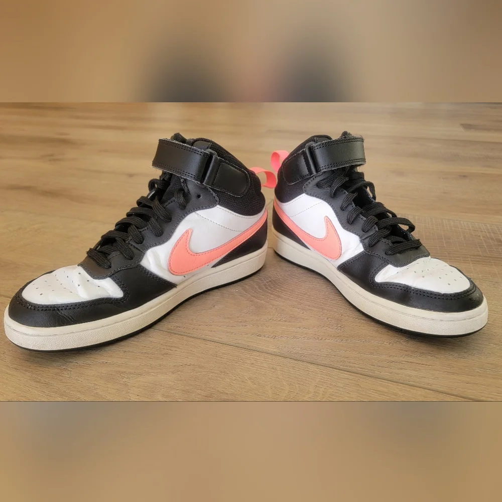 Nike Girls Girls 4.5Y Black White Pink Court Borough Mid 2 High Top Sneakers